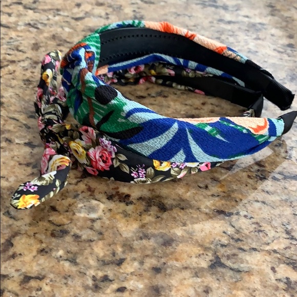 New 2 Floral headband - Picture 4 of 4